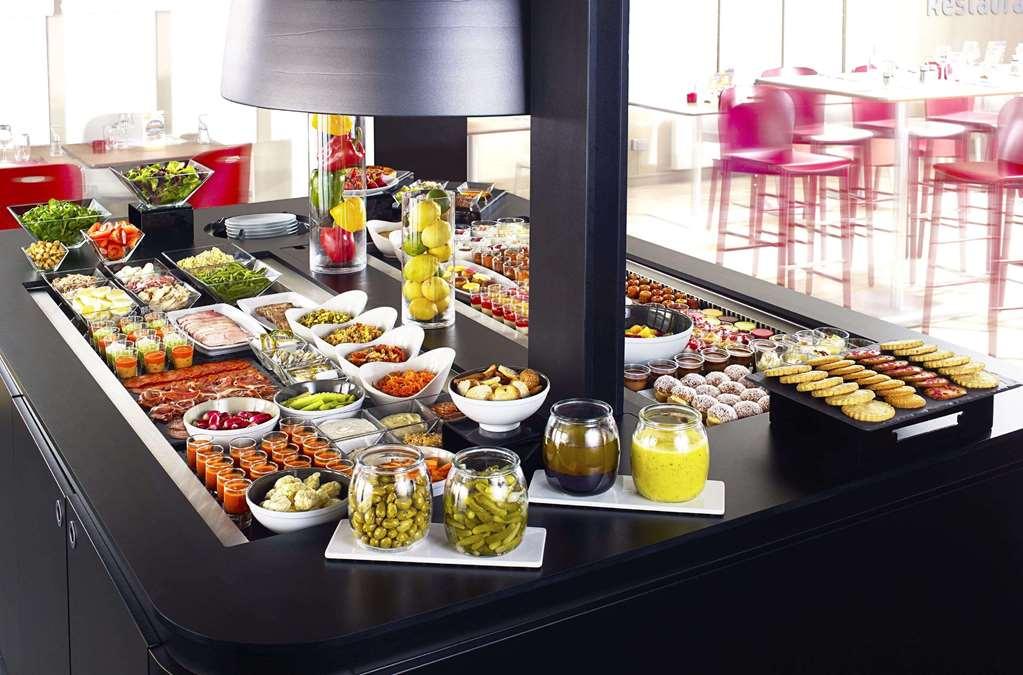 Kyriad Chateauroux - Saint-Maur Restaurang bild